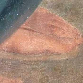 Les pieds de la Vierge avant puis après retouche des usures.