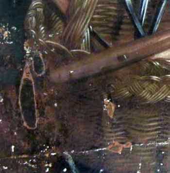 Détail d’une zone très endommagée du tableau avant restauration, après nettoyage et vernissage