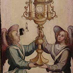  Le tabernacle vu de face et le panneau central avant puis après restauration